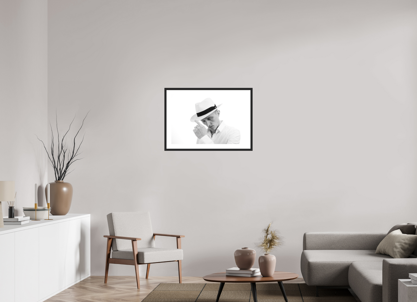 75 x 50 cm, Baryta Framed with Passepartout and Premium Glass Contemplation - Schwarzweiß-Fotografie - Portrait - Hochwertiger Abzug in Galeriequalität