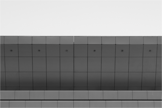 Ledge - Schwarzweiß-Architekturfotografie - Hochwertiger Abzug in Galeriequalität