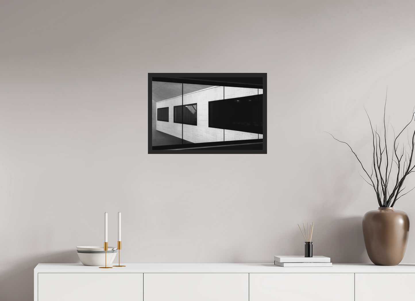 60 x 40 cm, Ilford on Aluminium behind Acrylic Glass, Framed Cabin - Schwarzweiß-Architekturfotografie - Hochwertiger Abzug in Galeriequalität